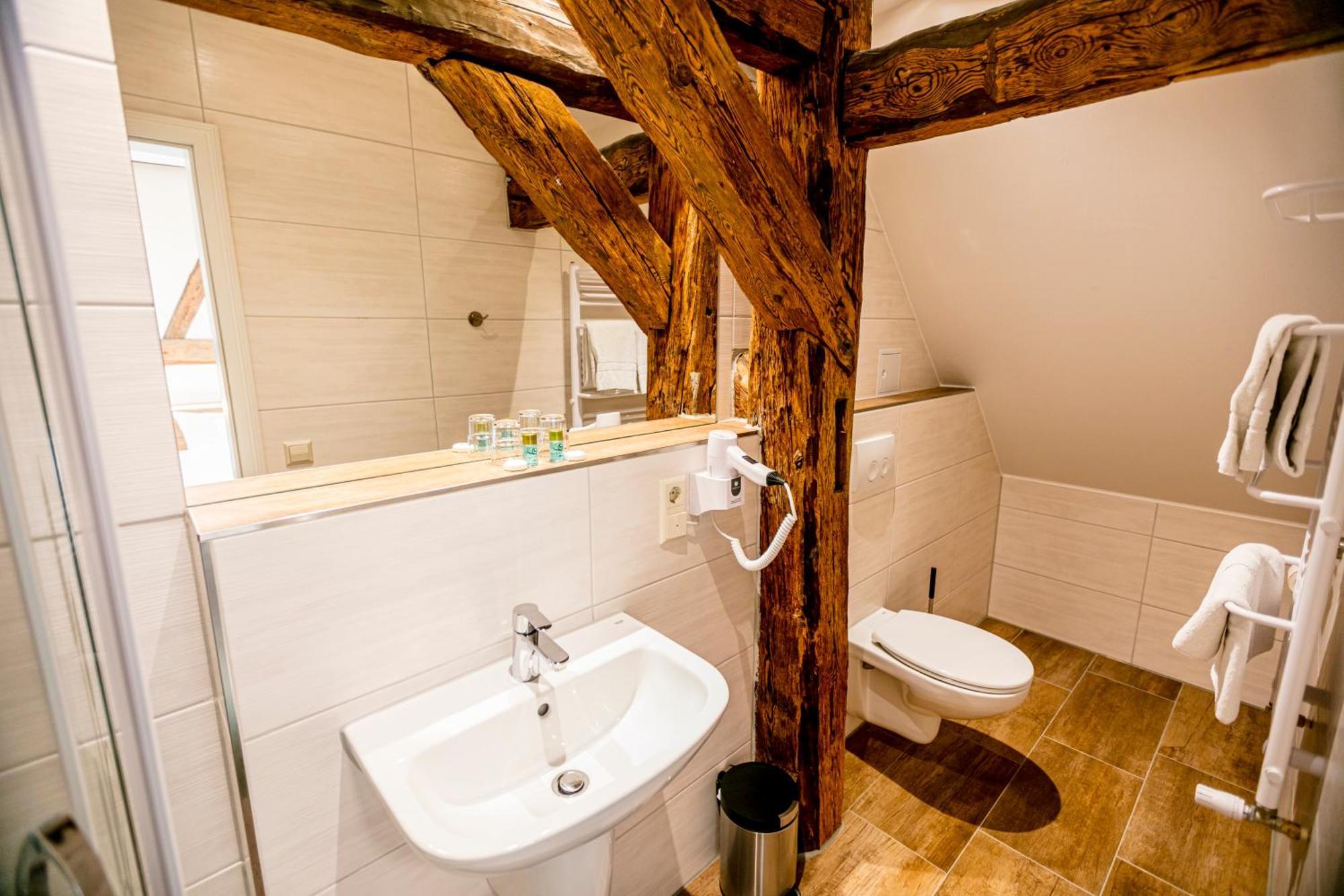 Hotel Zum Goldenen Loewen Peitz エクステリア 写真